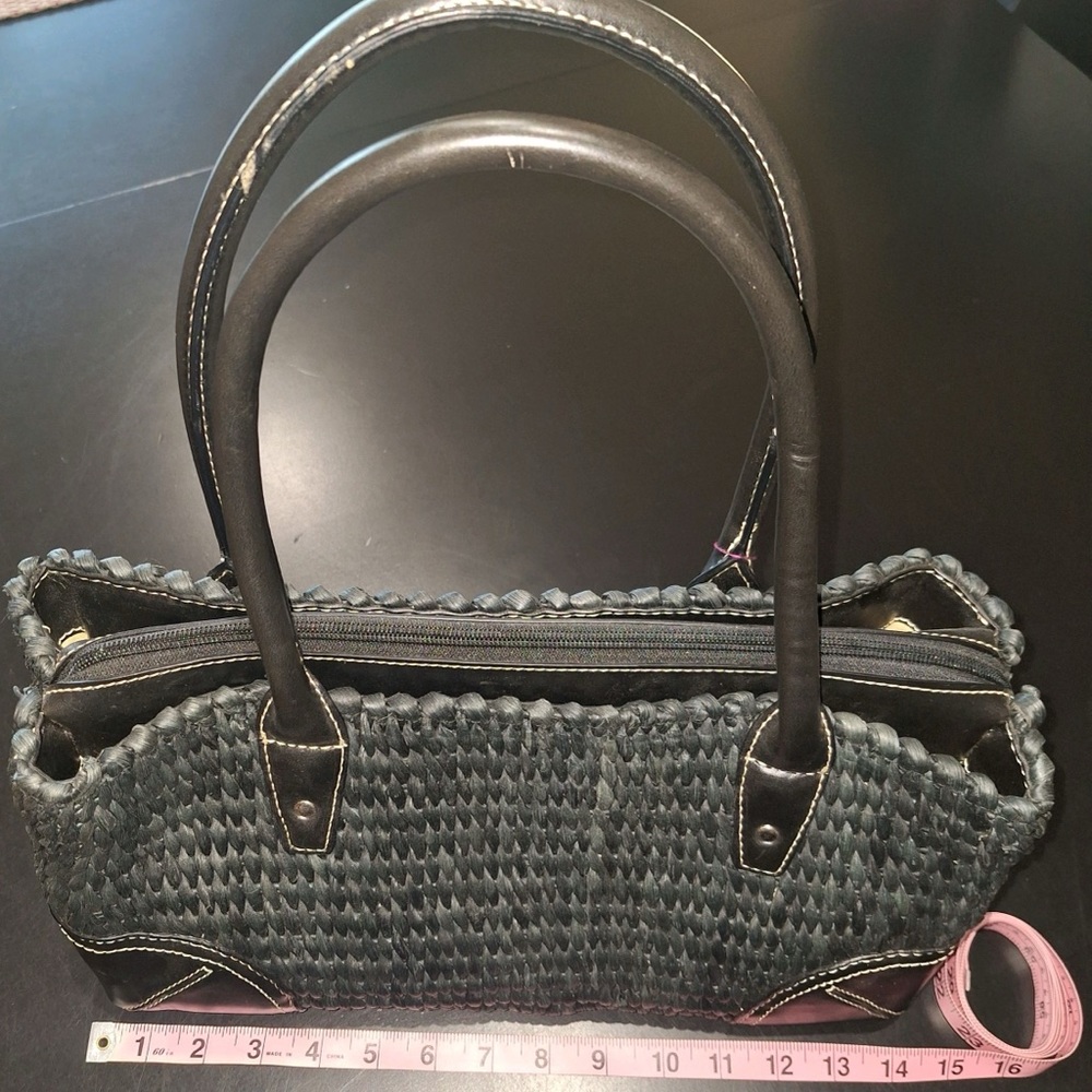 Black Woven Shoulder Bag - Picture 5 of 8